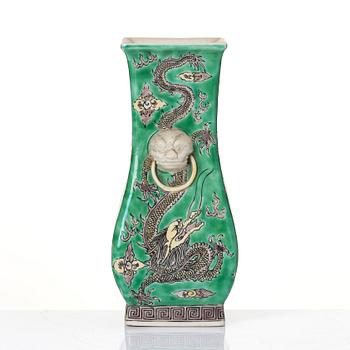 A famille verte bisquit vase, Qing dynasty, Kangxi (1662-1722).