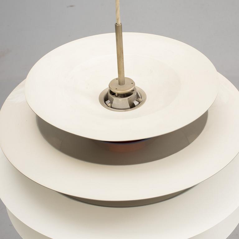 TAKLAMPA, "PH Kontrast", Poul Henningsen för Louis Poulsen, Danmark, 1900-talets andra hälft.