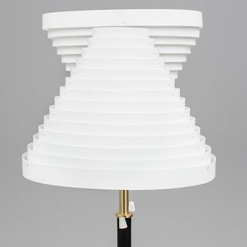 GOLVLAMPA, "modell A810", Alvar Aalto, Artek, Finland, 1900-talets andra hälft.