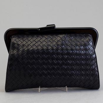 CLUTCH, Bottega Veneta.