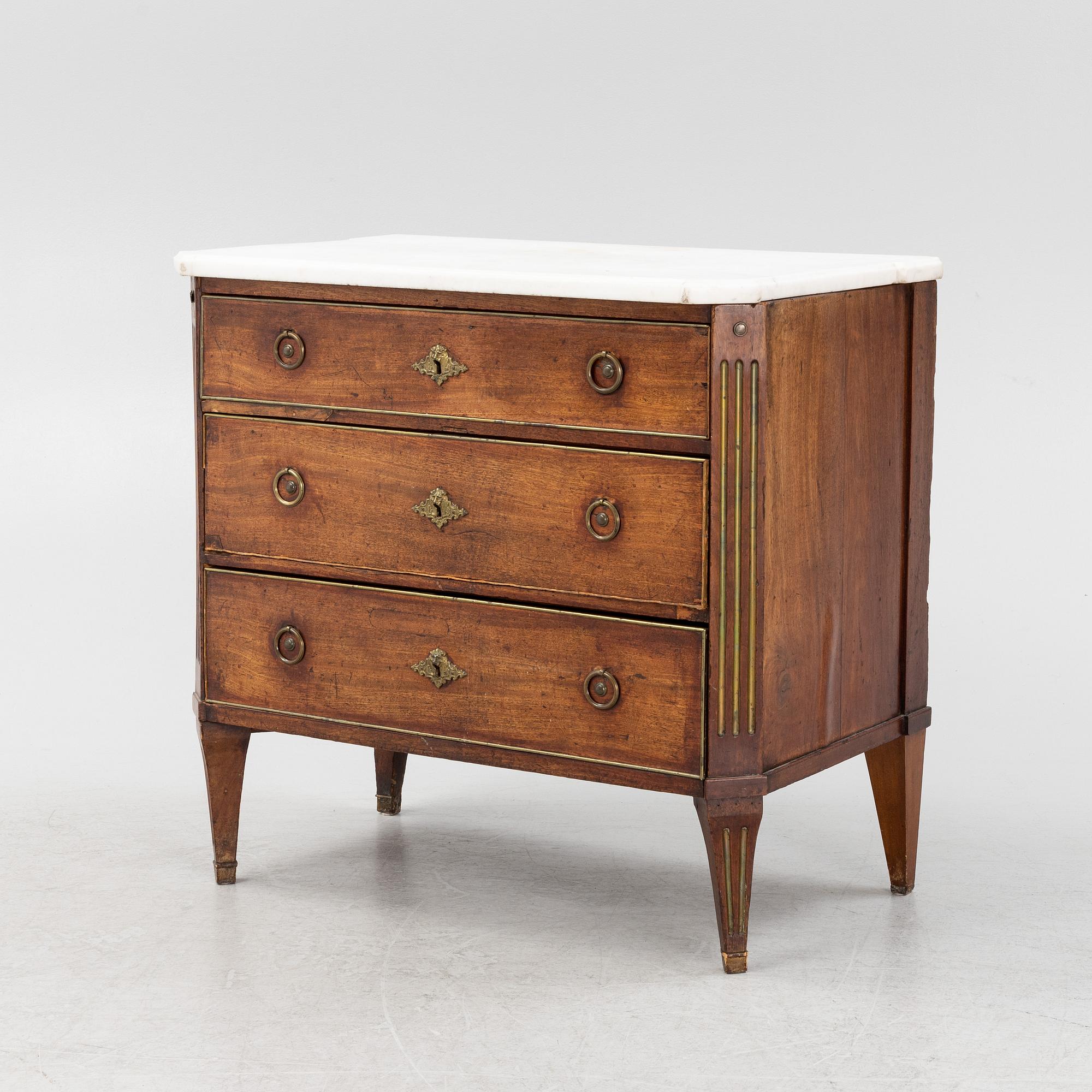 A late gustavian commode.