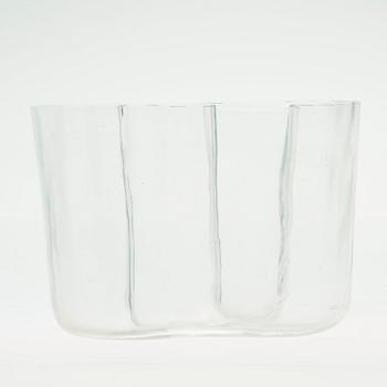 Alvar Aalto, A VASE.