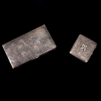 SKRIN och CIGARETTETUI, silver, Auran Kultaseppä, Åbo 1957 och Helsingfors 1929.