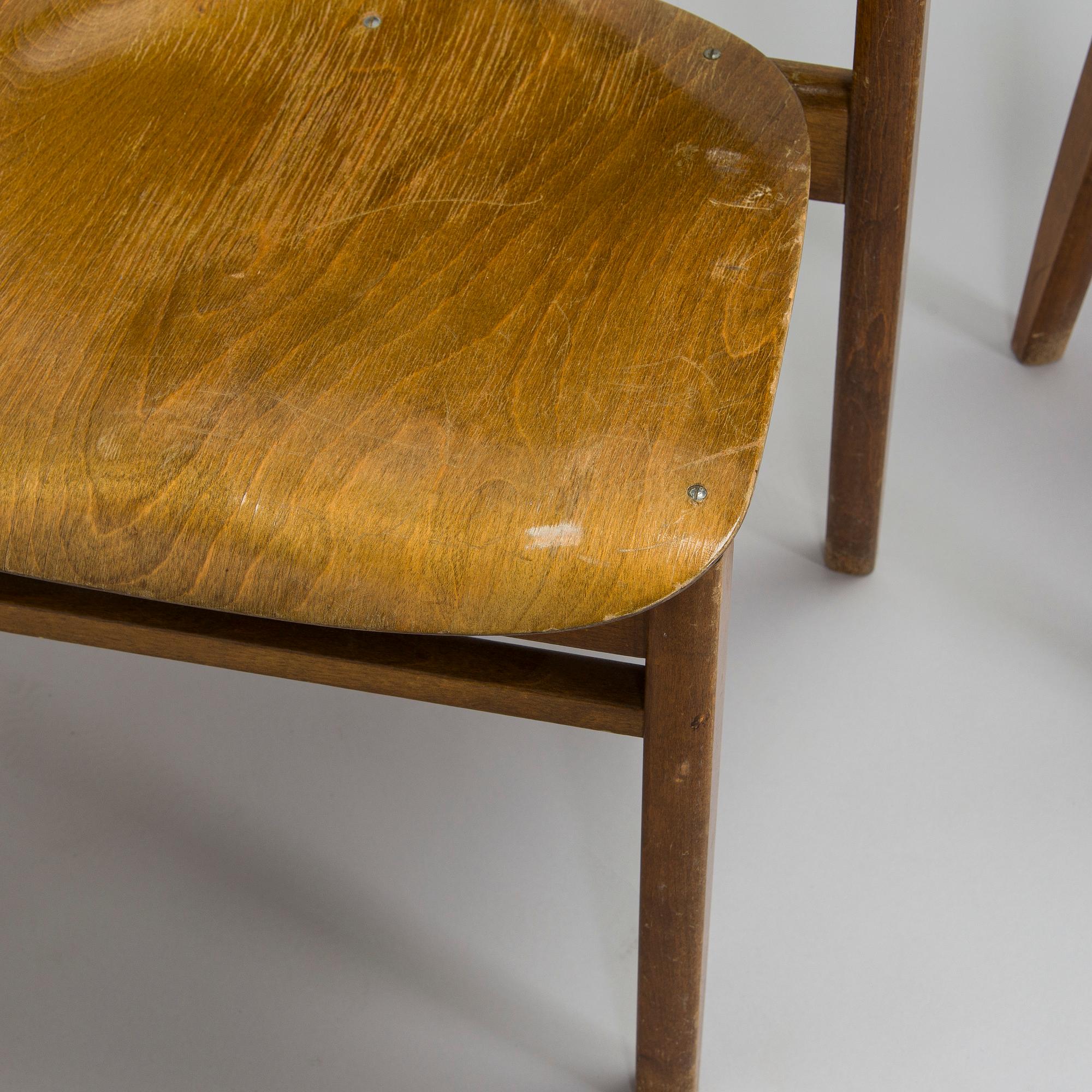 Ilmari Tapiovaara, tuoleja 4 kpl, "Domus", Keravan Puuteollisuus, 1900-luvun puoliväli.