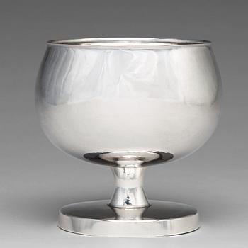 SIGURD PERSSON, a sterling silver bowl, executed by Johann Wist, Stockholm 1969.