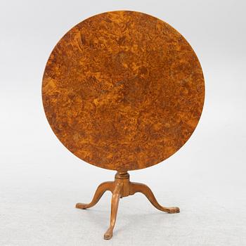 Folding table, Mälardalen, first half of the 19th century.