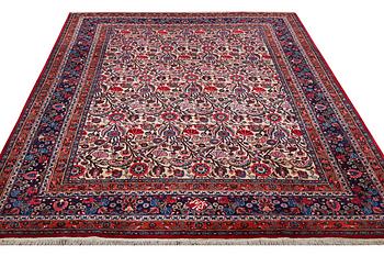 A carpet, antique, Birjand, signed Marghobi, c. 393 x 288 cm.