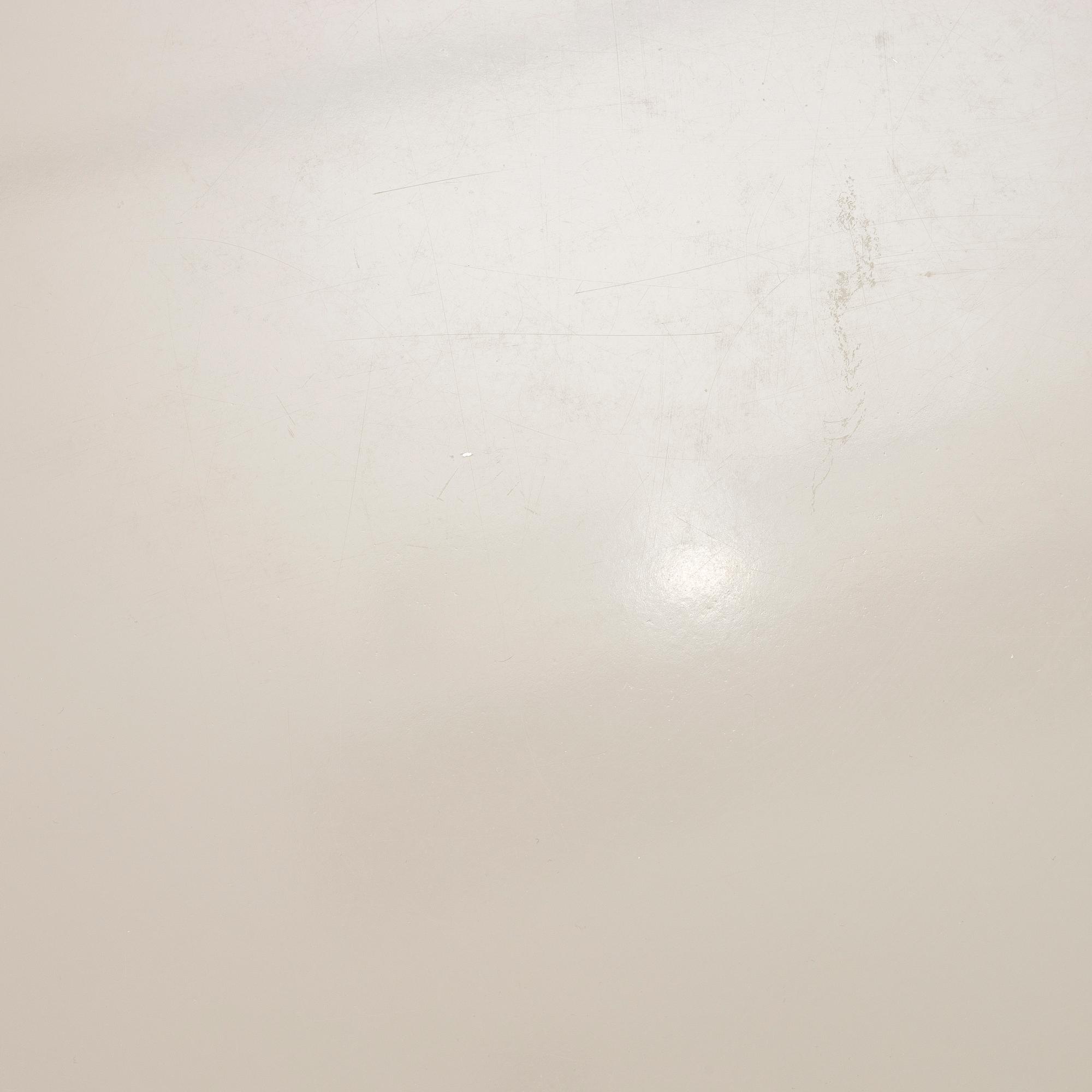 Matbord,  samtida tillverkning.