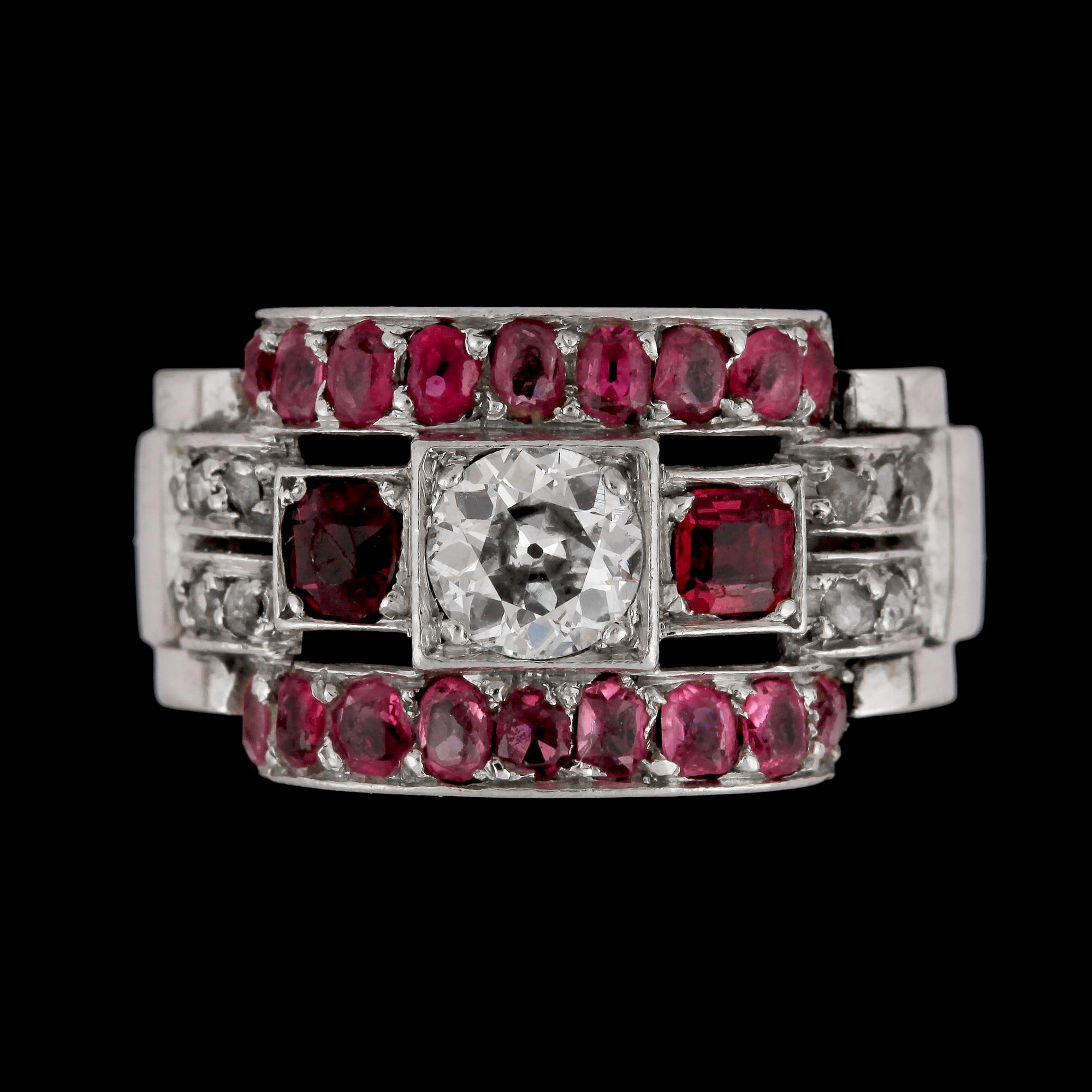 RING, gammalslipad diamant, ca 0.40 ct med rubiner och rosenslipade diamanter. Strömdahl, Stockholm.
