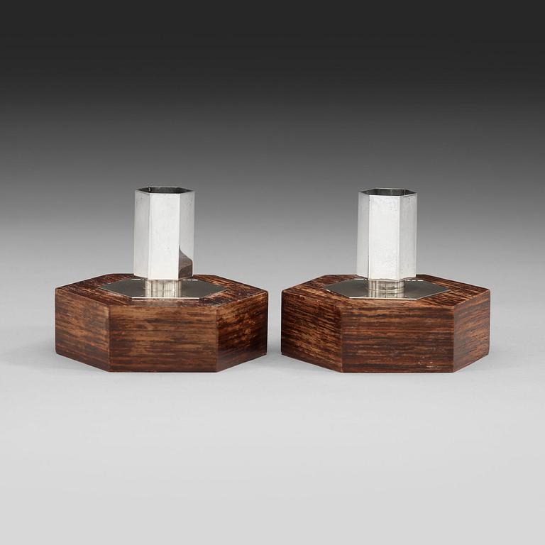 LJUSSTAKAR, ett par, sterling silver Wiwen Nilsson, Lund 1967.