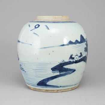 A blue and white jar, Qing dynasty, 19th century.