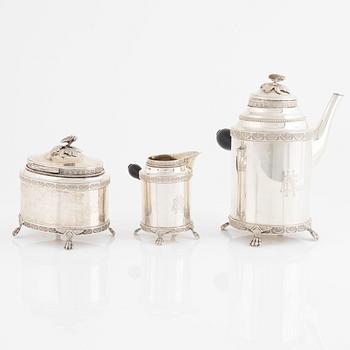 A three-piece silver coffee service, B Erlandsson, Kristianstad, 1911.