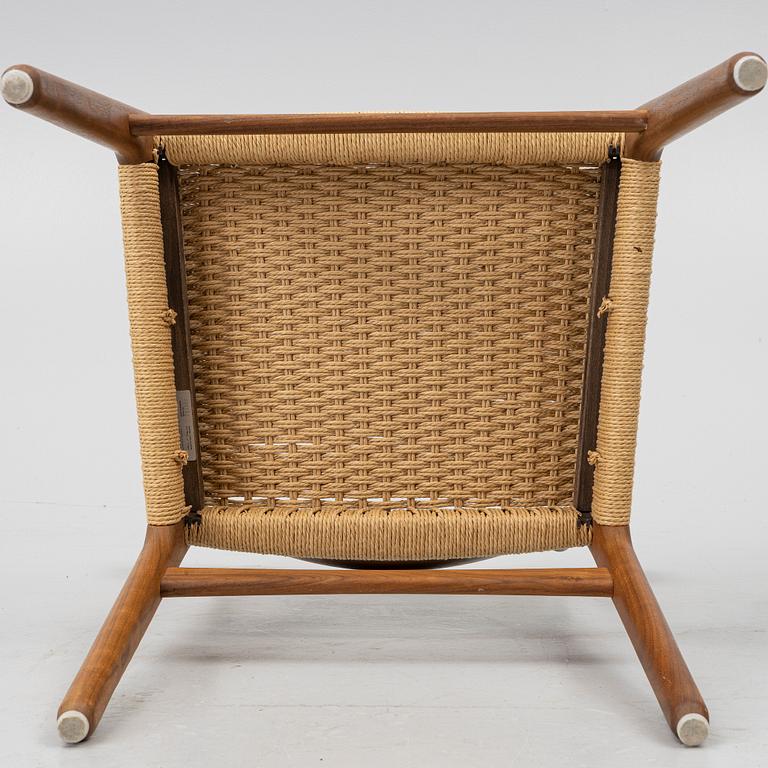 Hans J. Wegner, Six "Spisestolen" chairs/CH23, Carl Hansen & Søn, Denmark, contemporary production.