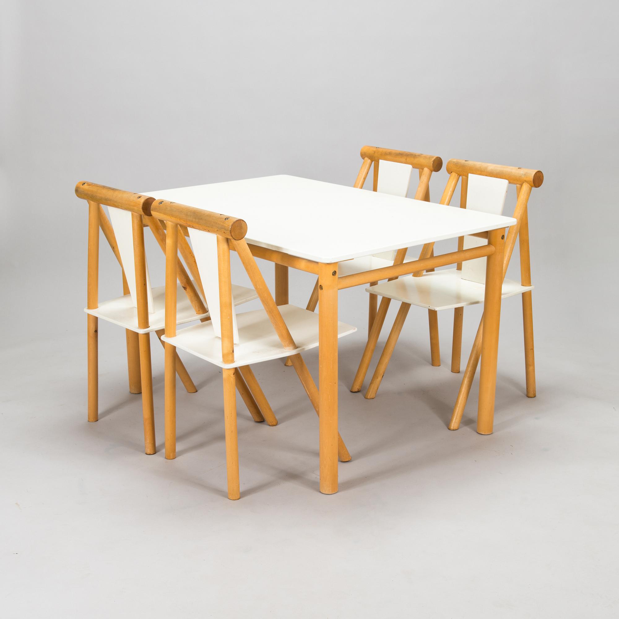 Yrjö Viherheimo & Rudi Merz, 5 stolar och bord, "Pinna", Korkeakoski Oy.