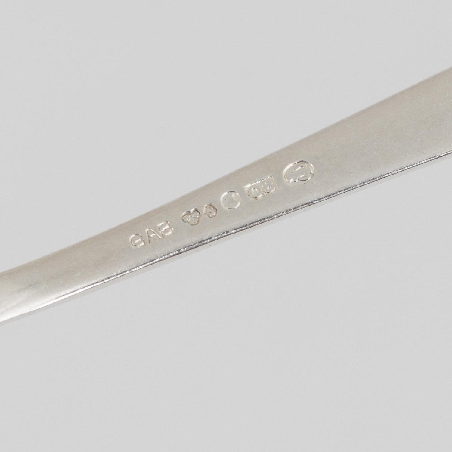 Bestickservis, 100 delar, silver, modell Chippendale, GAB Eskilstuna och Stockholm, bl.a. 1949 och 1969.