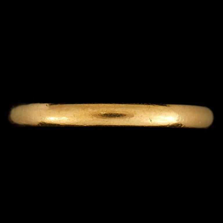 RINGAR, 5 st. Guld, 18k resp 23k. Tot ca 22 g.