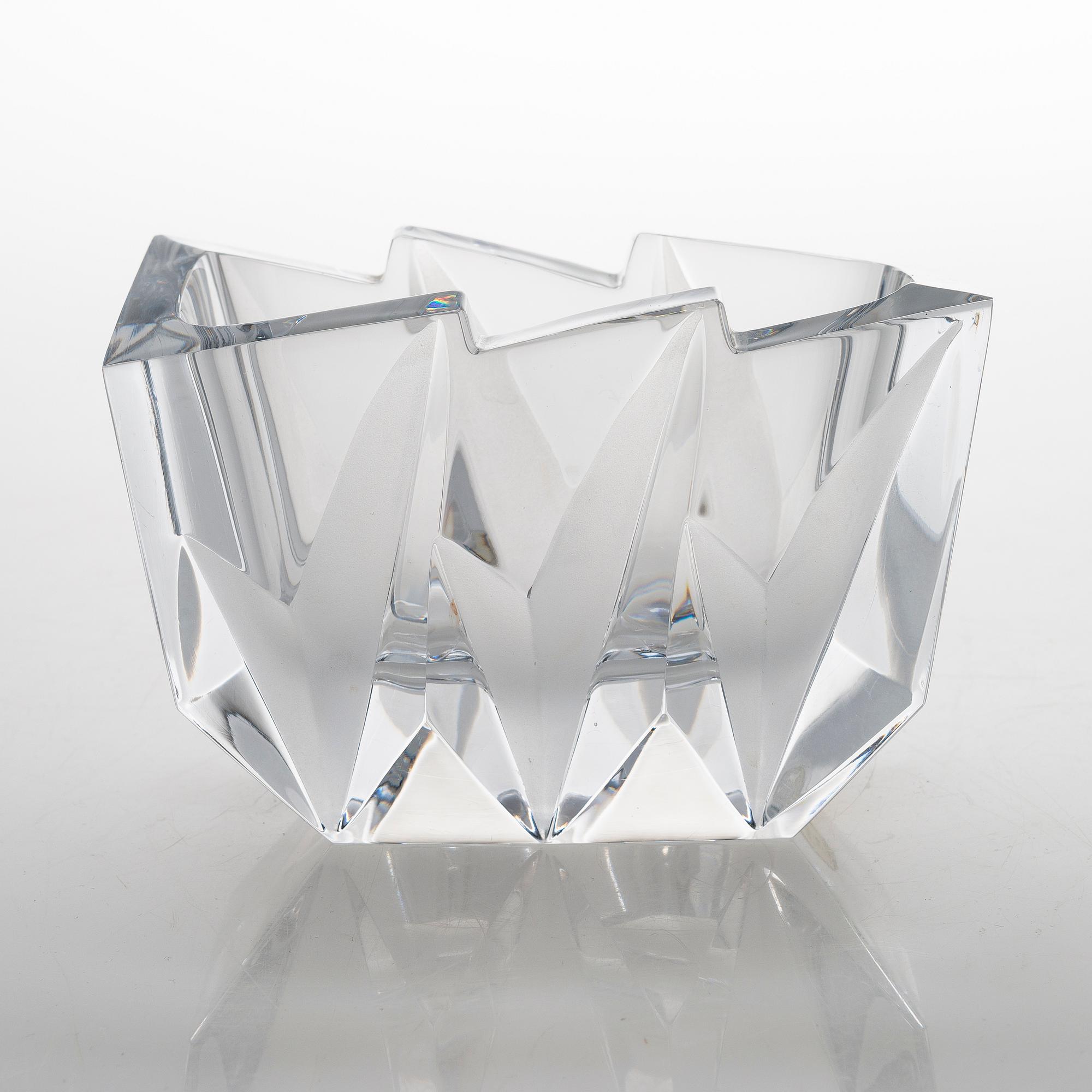 ERKKITAPIO SIIROINEN, a 'Hakas-malja' art glass signed Erkki Siiroinen Riihimäen Lasi Oy.