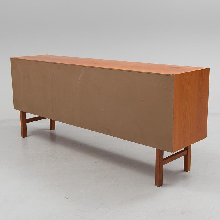 SIDEBOARD, "Arild", Nils Johnsson, Troeds, Bjärnum, 1900-talets andra hälft.