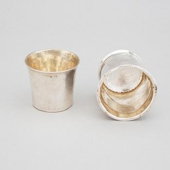 BÄGARE, 2 st, silver, 1700-1800-tal. Ca 46 gram.