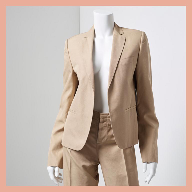 DRÄKT, Gucci, italiensk storlek 44/46.
