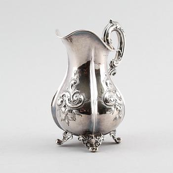 KANNA, silver, svenska stämplar, 1800-tal. Vikt ca 302 gram.