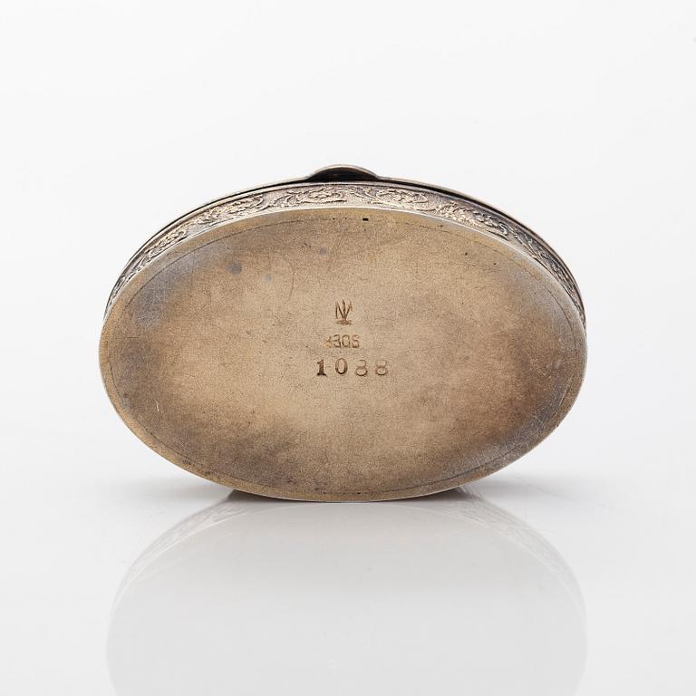 A gilded silver and enamel box, Marius Hammer, Norway, and a pendant in silver and enamel.