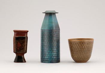 STIG LINDBERG, 3 delar, stengods, Gustavsbergs studio, 1960- och 1970-tal.