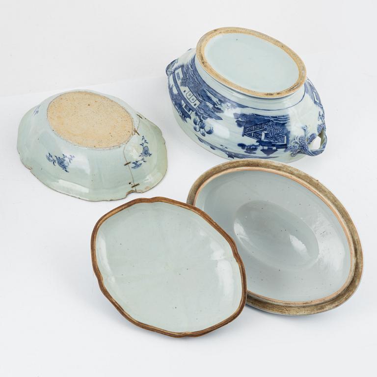 Parts of a dining service, 45 pieces, porcelain, China, mostly Qianlong (1736-95).