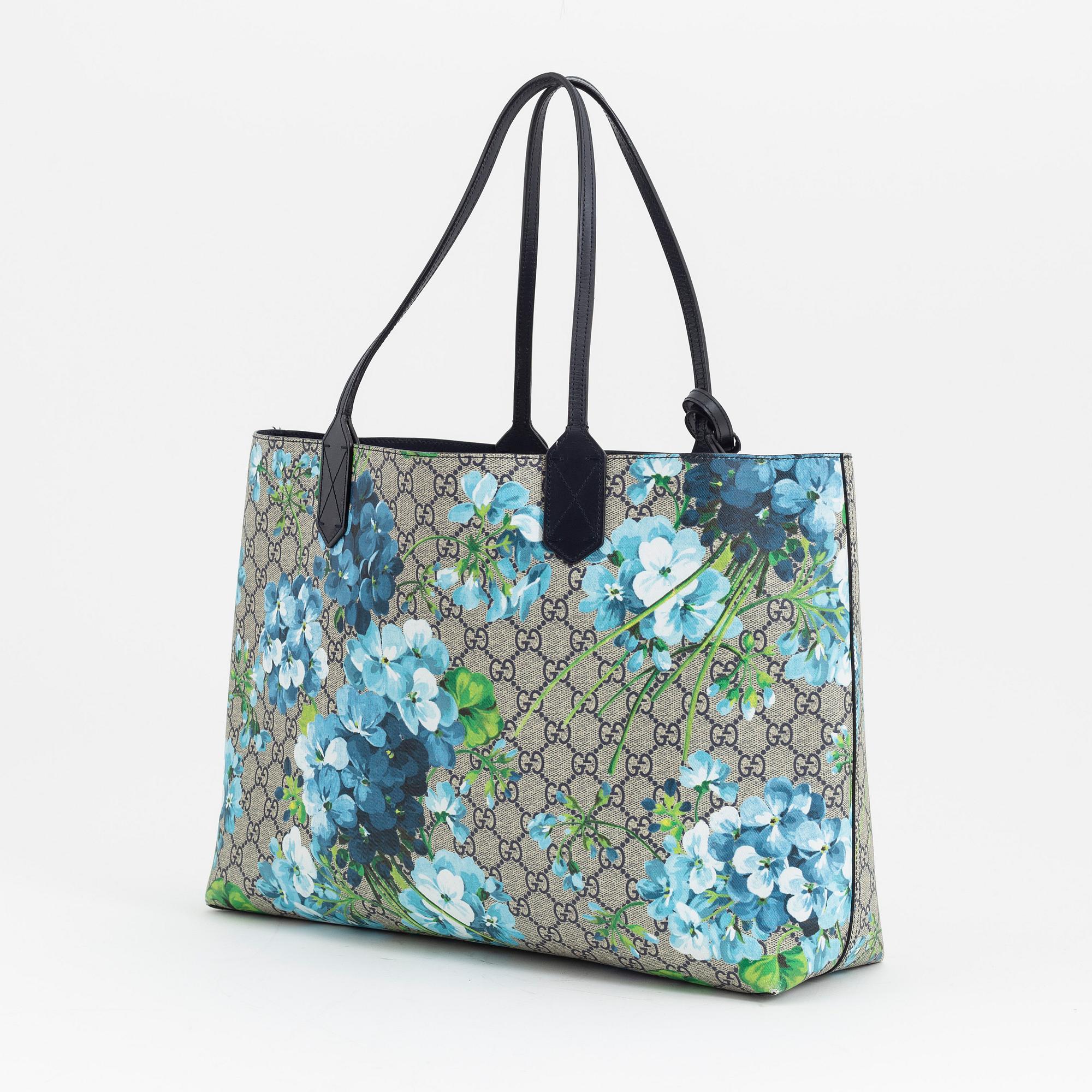 Gucci, a canvas shopper.