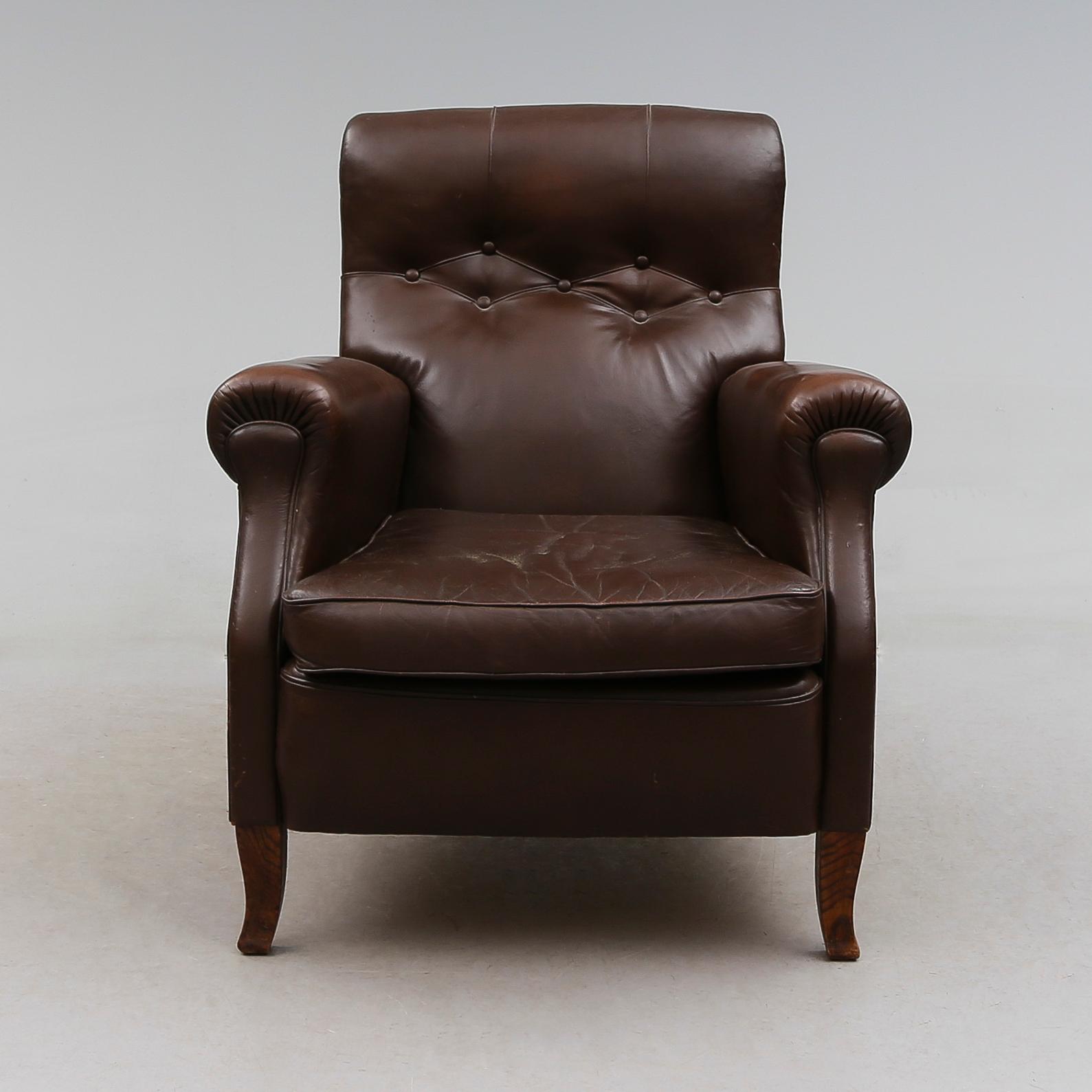 FÅTÖLJ, 1900-talets första hälft.