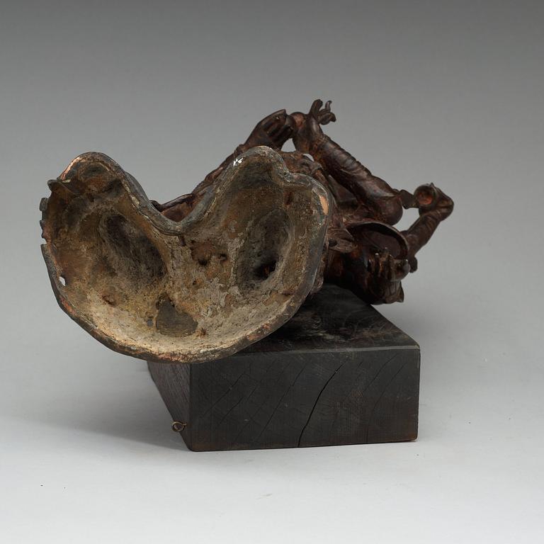 SKULPTUR, brons. Sen Ming dynastin (1368-1644).