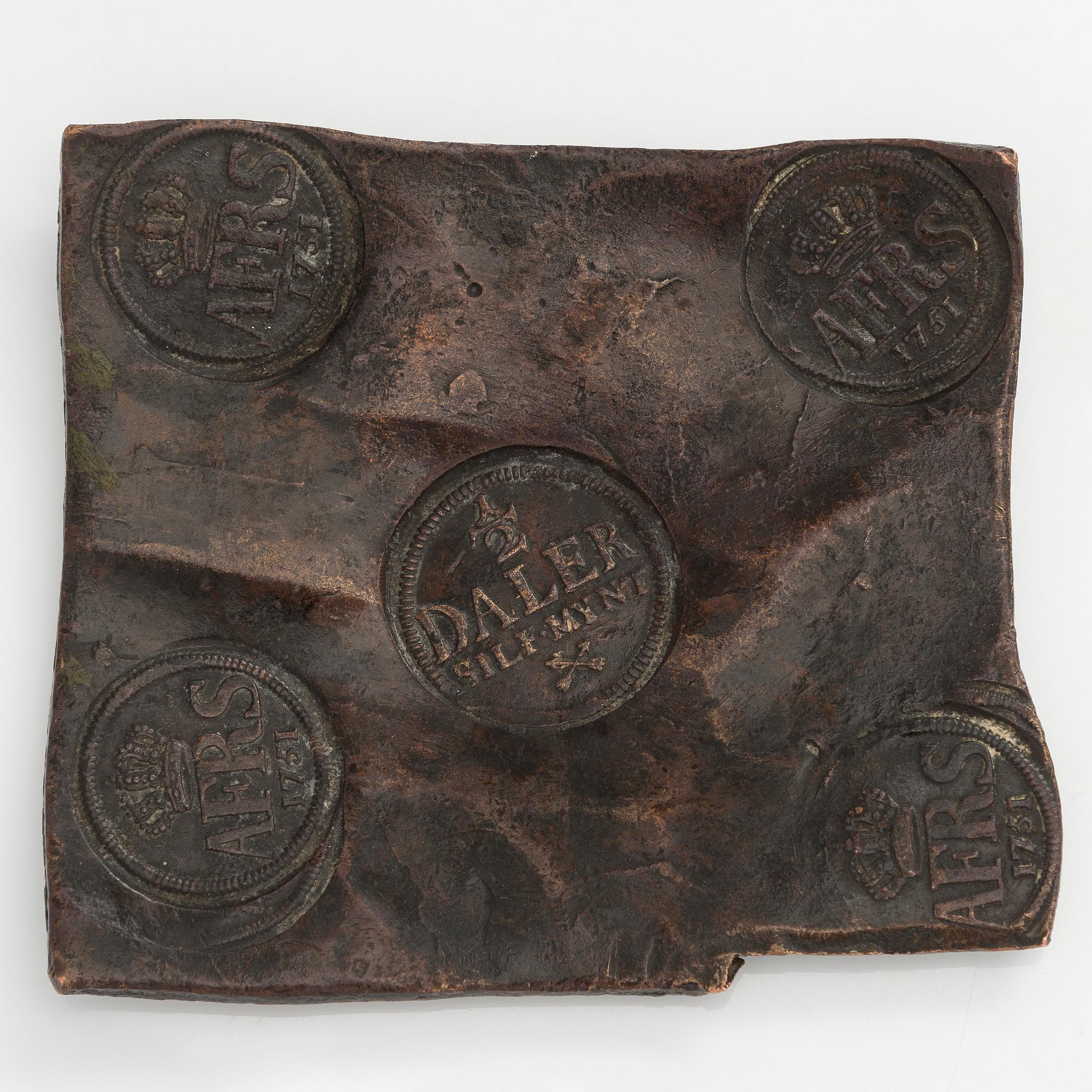 Plooturaha, Adolf Fredrik, 1/2 taaleria, kuparia 1751.