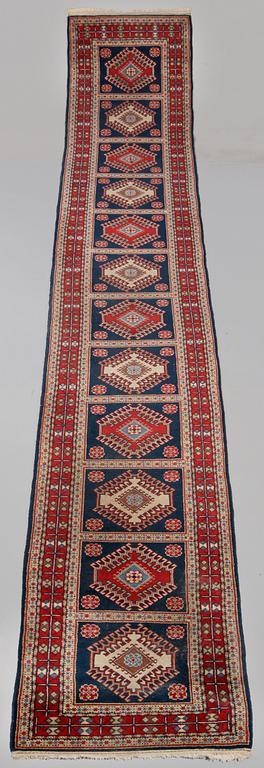 GALLERIMATTA, 1900-talets andra hälft, 336 x 84 cm.