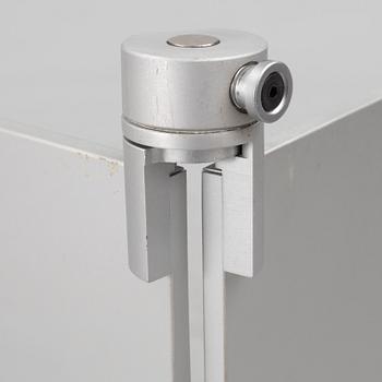 Petra Runge, a 'Book Mirror', DePadova.