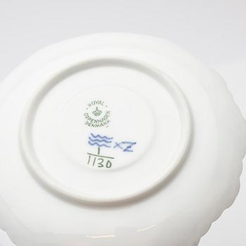 Service pieces, 16 pieces, porcelain, "Blue Fluted", Royal Copenhagen, Denmark.