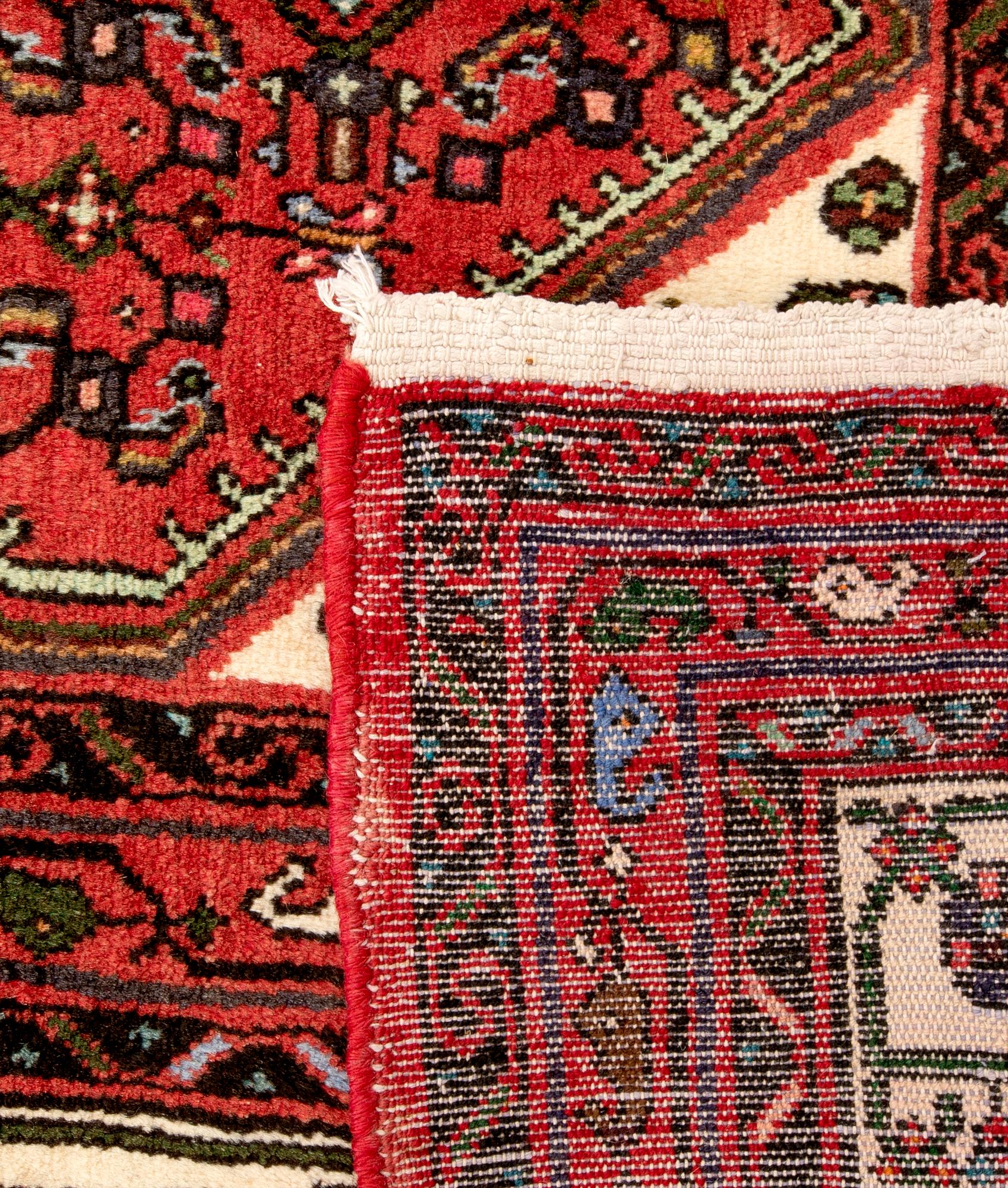 Matta Hosseinabad ca 305x208 cm.