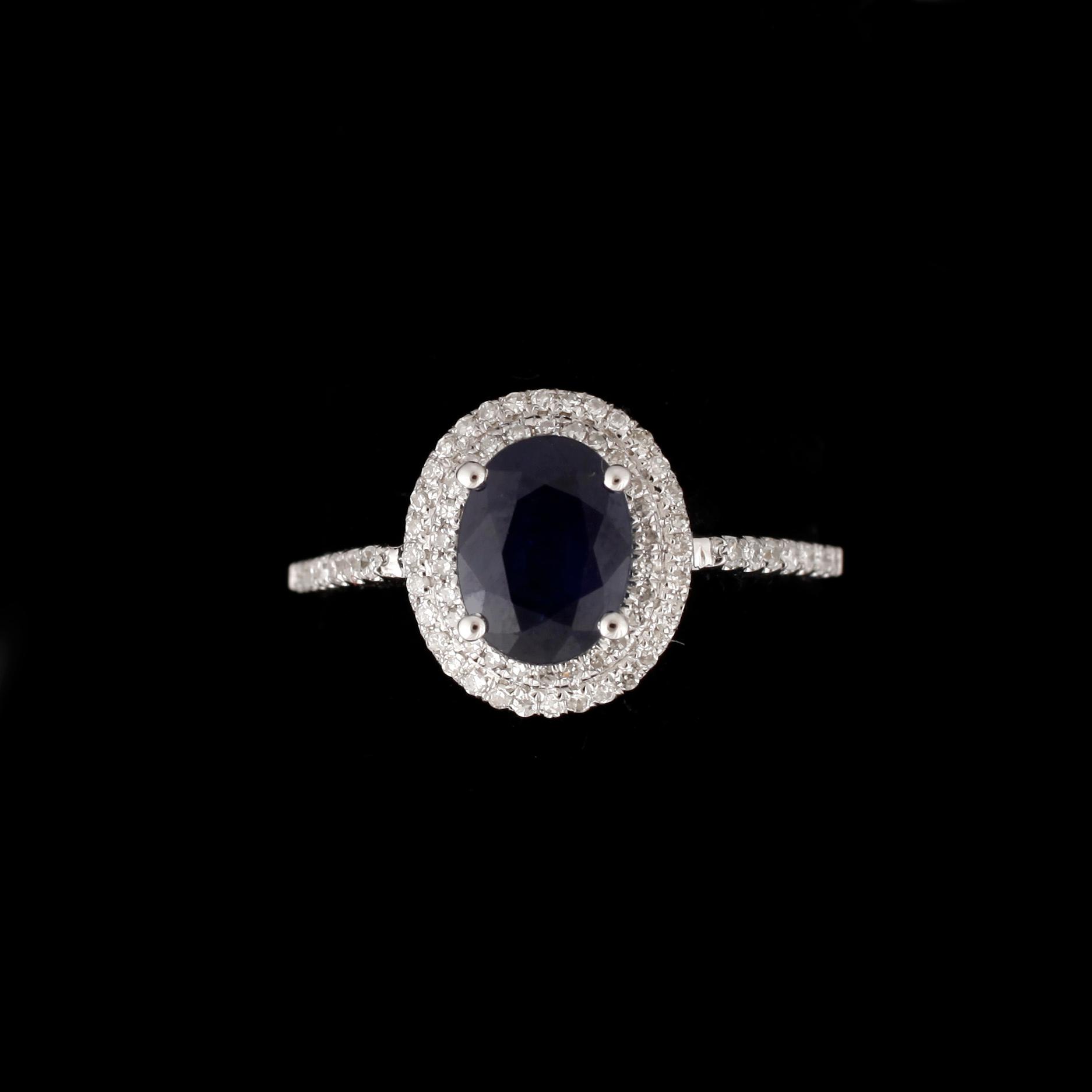 RING, 14k vitguld med safir ca1,75ct och diamanter tot ca 0,38ct. Vikt 3,3g.