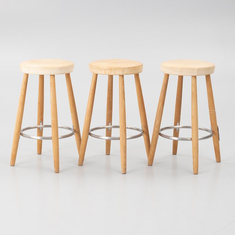 Hans J. Wegner, Barpallar, 3 st, CH 58, Carl Hansen & Son, Danmark, 2000-tal.