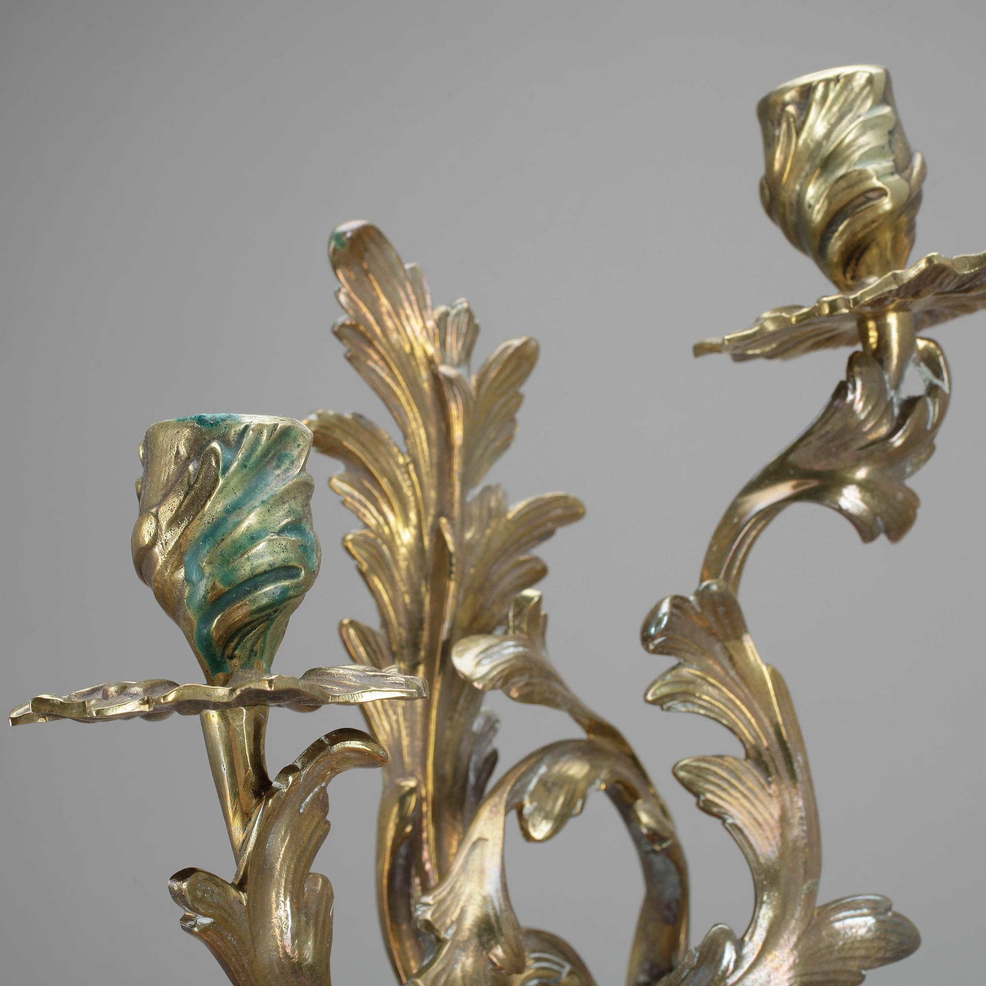 VÄGGAPPLIQUER, ett par, mässing, Louis XV-stil, 1900-tal.