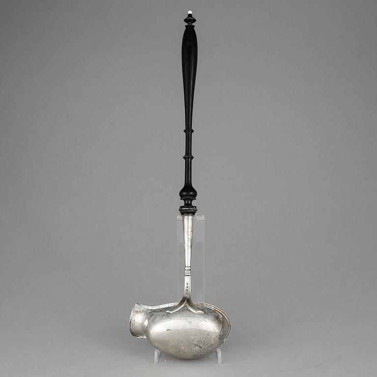 SOPPSLEV, silver med träskaft, svenska stämplar, 1901.