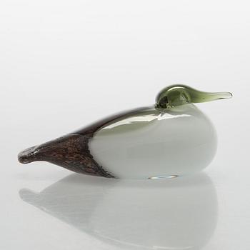 Oiva Toikka, an "Eider" glass bird, signed O. Toikka Nuutajärvi.