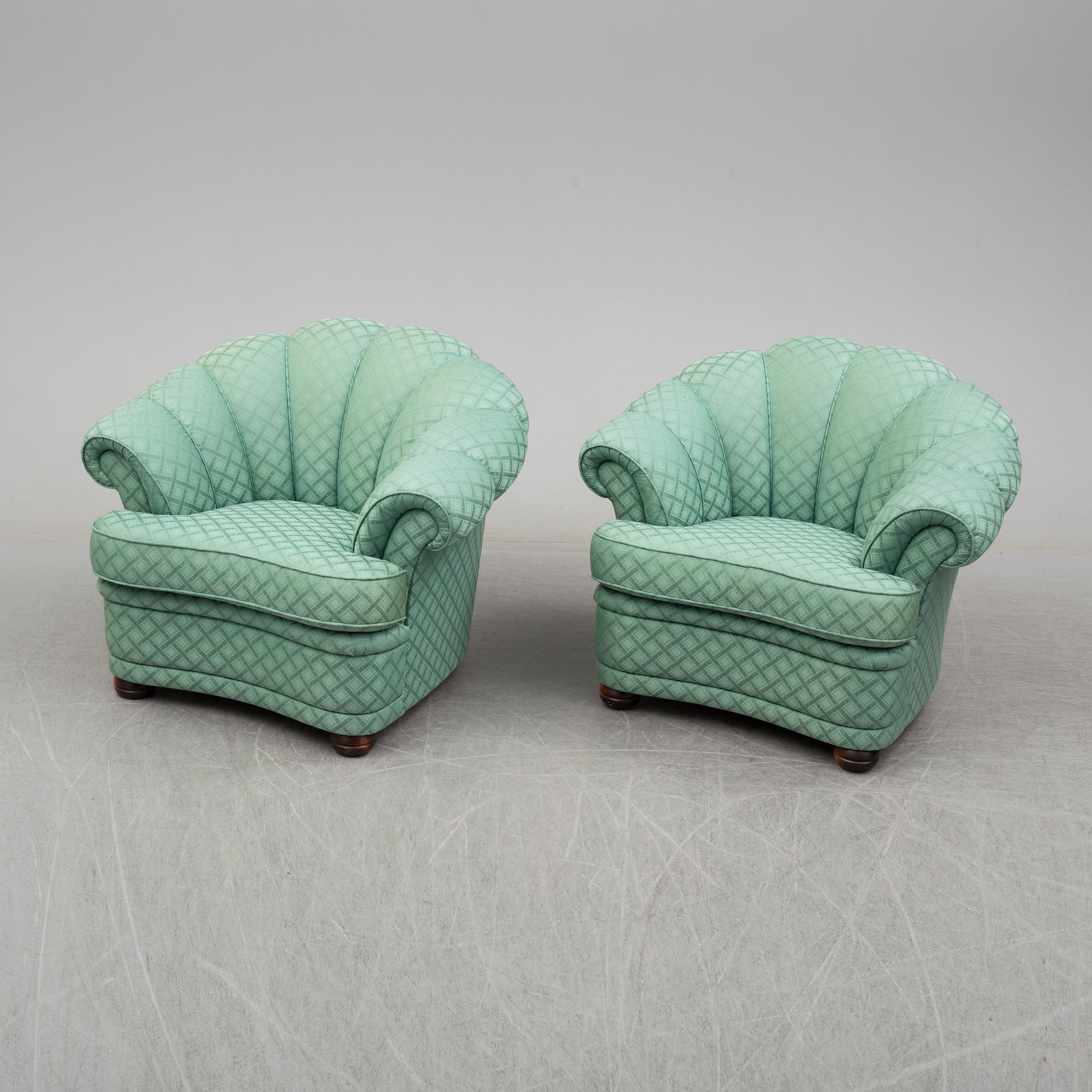 FÅTÖLJER, ett par, 1900-talets slut.