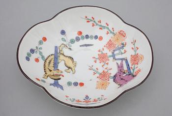 KAFFEKOPPAR MED FAT, 6+2 st. Porslin, Meissen. 1900-tal.