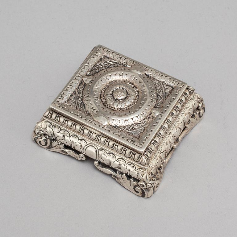 THYRA VIETH, a silver box, Copenhagen 1910.