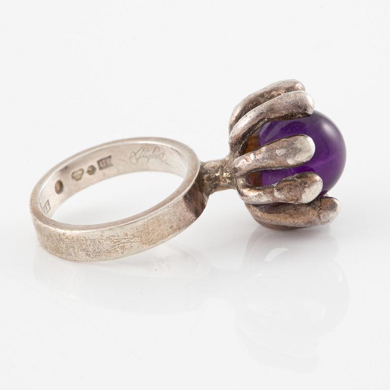 Ring, Stigbert, silver with amethyst ball. 1970.