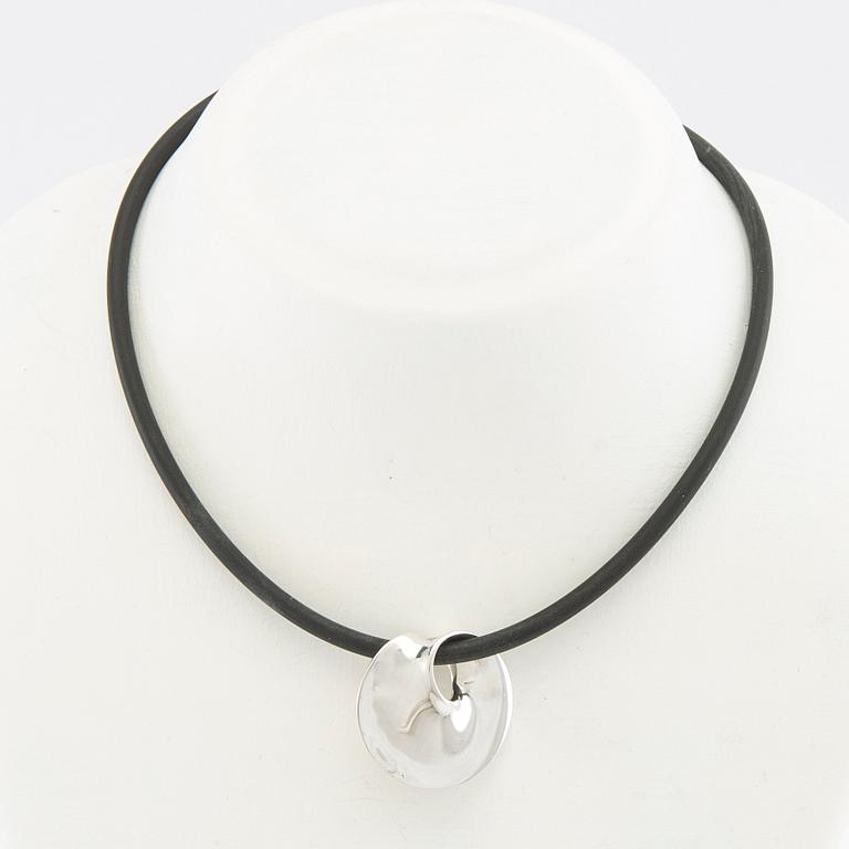 Vivianna Torun Bülow-Hübe, necklace "Möbius" for Georg Jensen.