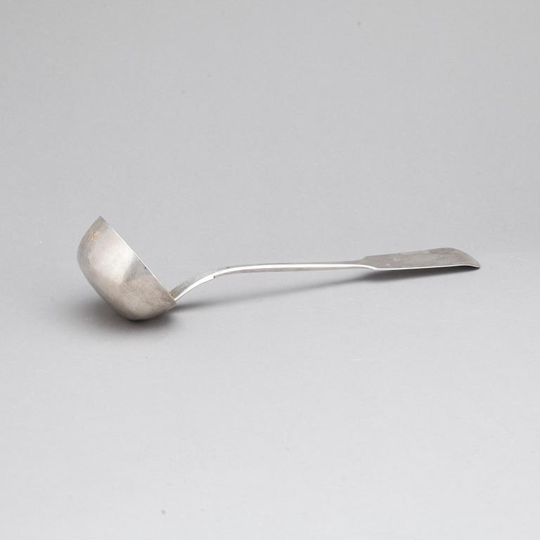 SOPPSLEV, silver, oidentifierad mästare, Lettland, 1922 - 1939. Vikt 259 gram.