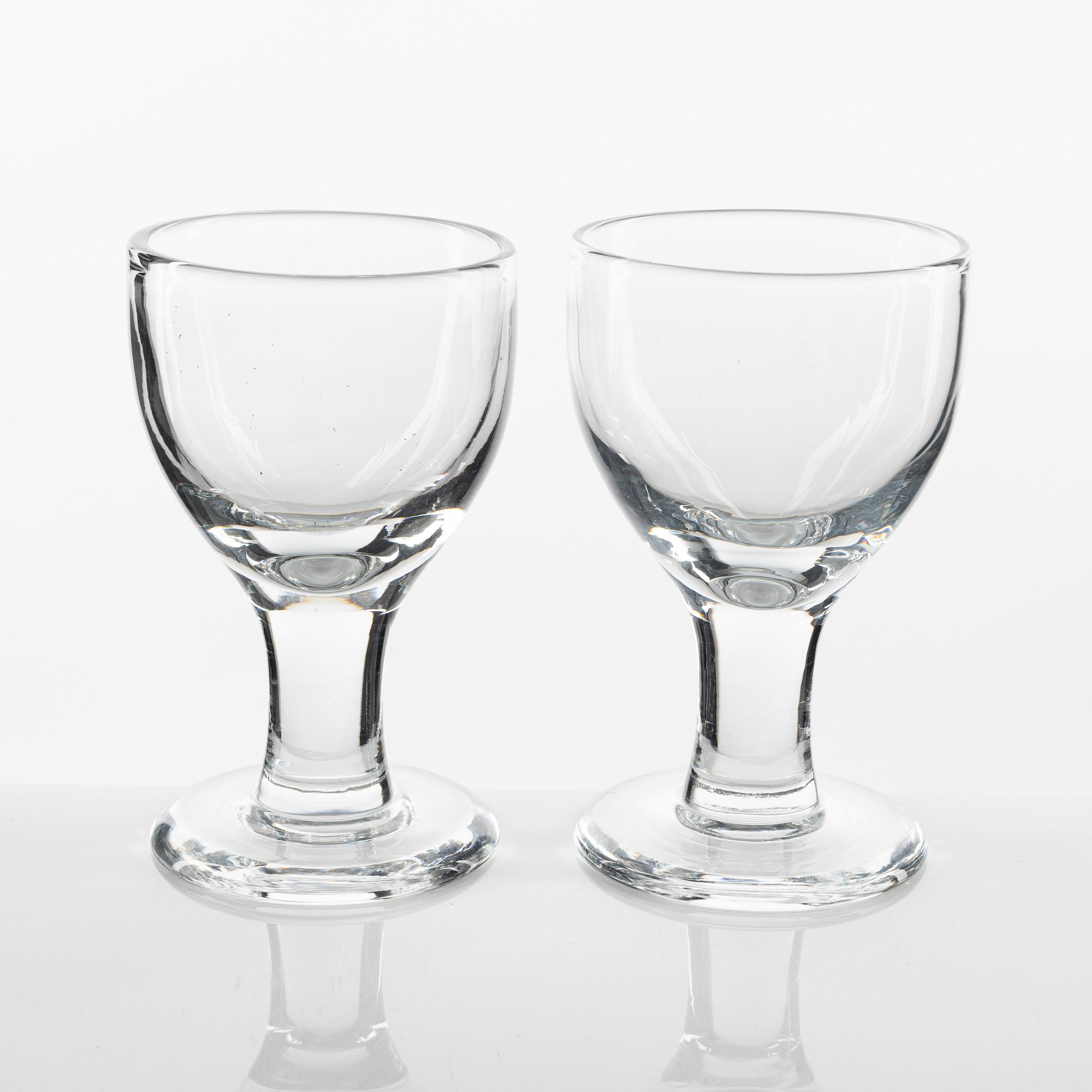 Signe Persson-Melin, a set of 14 'Ruben' beer glasses, Boda.