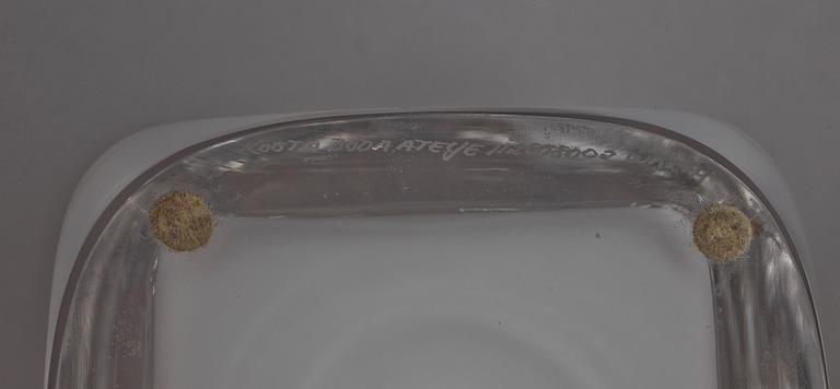 PARTI GLASFÖREMÅL, 3 st, bla Wärf, Kosta Boda. 1900-talets slut.