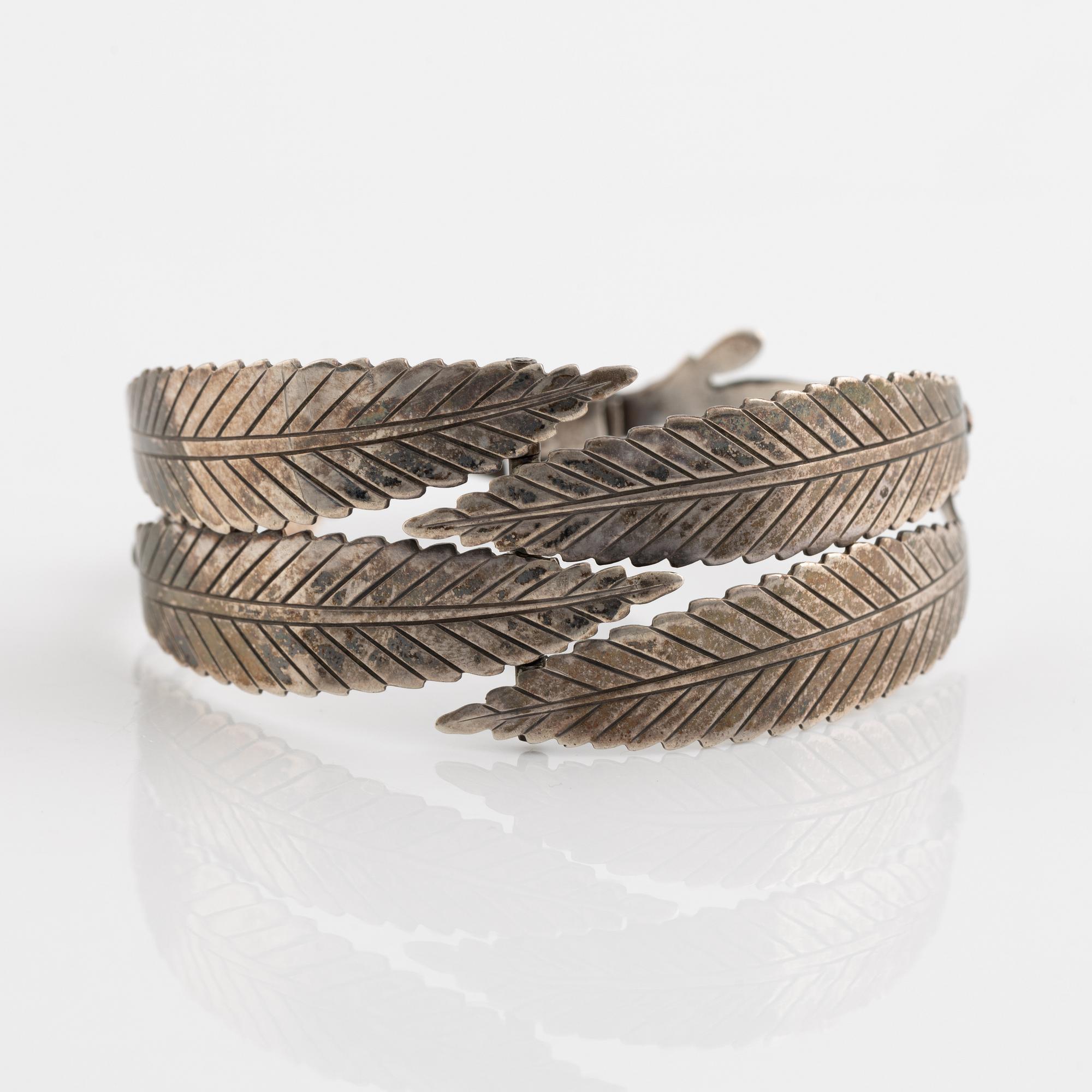 Gertrud Engel, armring, silver, Anton Michelsen, Danmark.